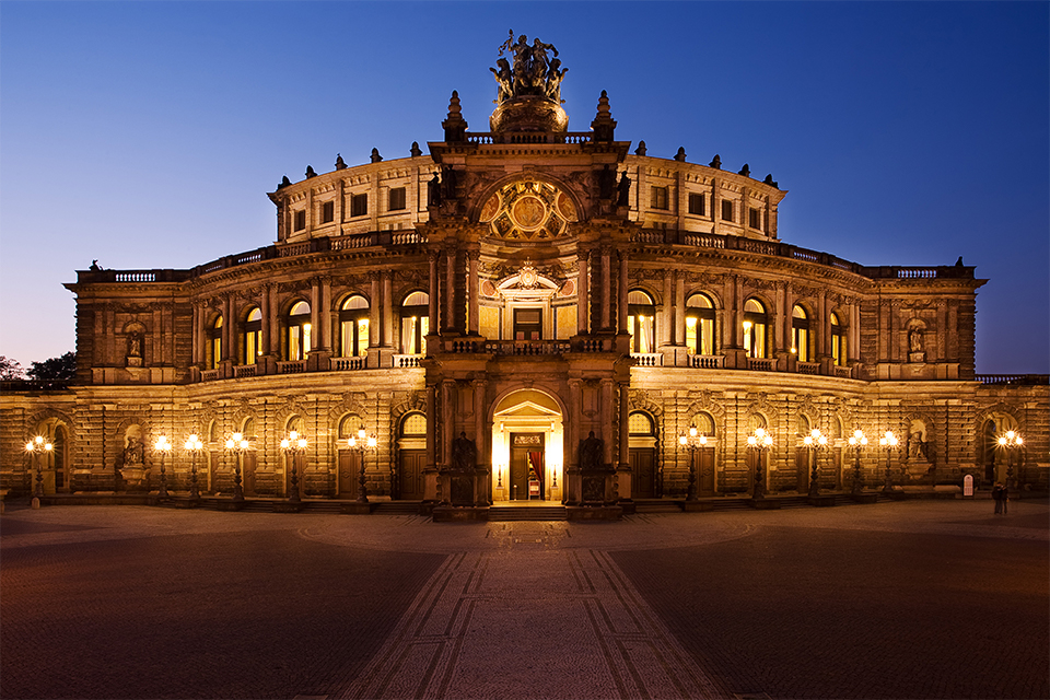 Semperoper at night